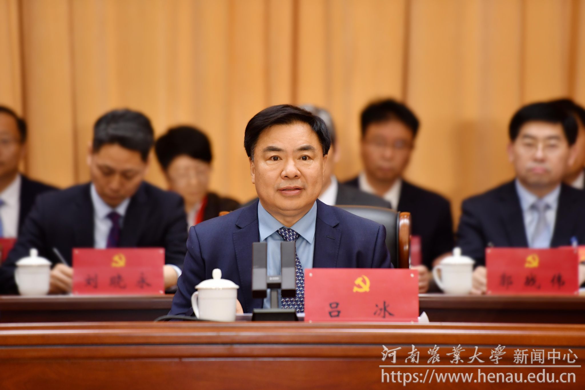 省委教育工委委员、教育厅党组成员、副厅长吕冰致开幕词.jpg 省委教育工委委员、教育厅党组成员、副厅长吕冰致开幕词.jpg